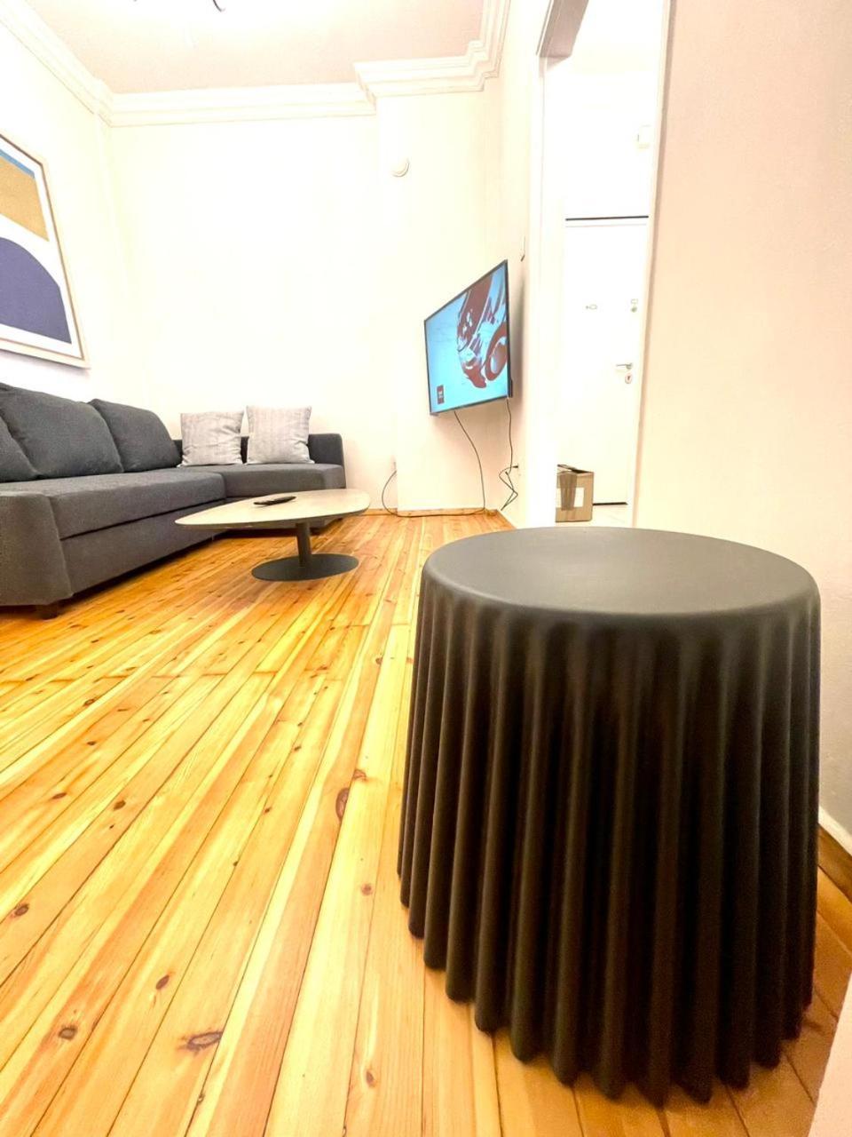 Skra 3 By Agora Flats Apartment Tesalonika Bagian luar foto