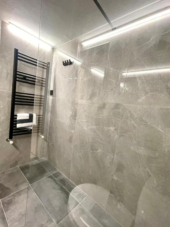 Skra 3 By Agora Flats Apartment Tesalonika Bagian luar foto