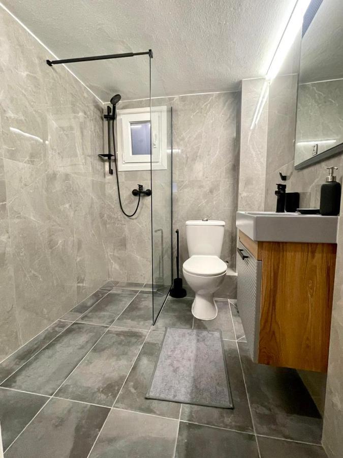 Skra 3 By Agora Flats Apartment Tesalonika Bagian luar foto