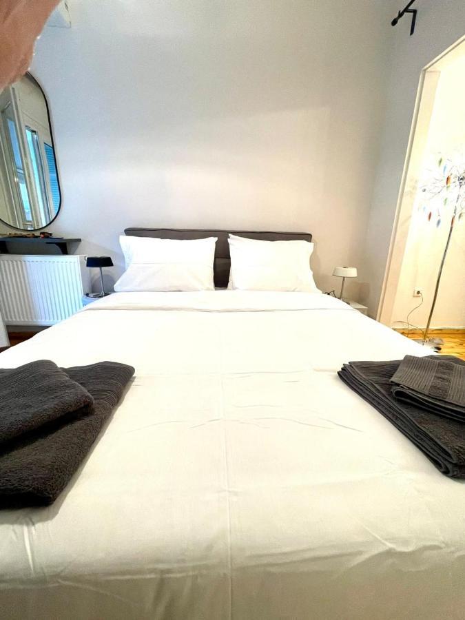 Skra 3 By Agora Flats Apartment Tesalonika Bagian luar foto